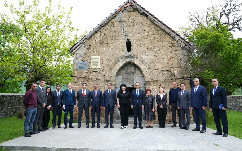 Ramin Məmmədov Oğuzda bir neçə dini ibadət ocağında olub