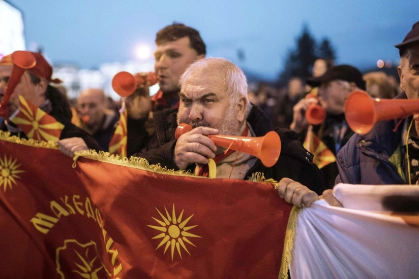 Macedonian activists launch campaign to boycott name-change
