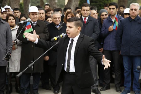 Bakıda “Bayraq yürüşü” keçirilib