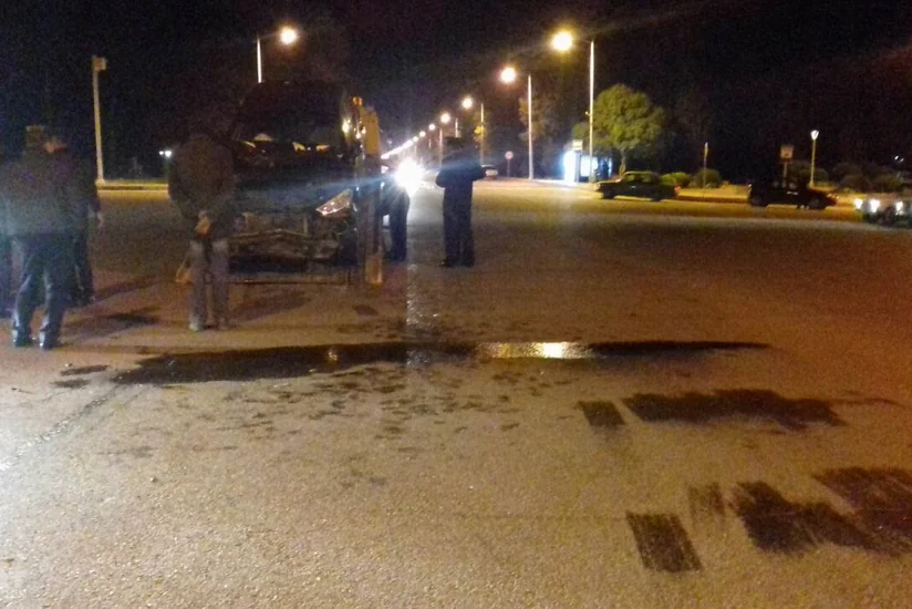В Мингячевире столкнулись два легковых автомобиля - ФОТО