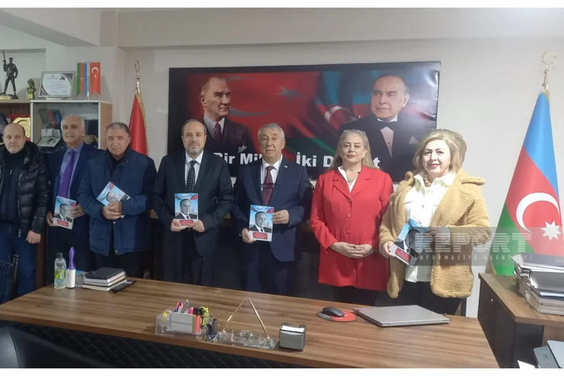 İğdırda Heydər Əliyev haqqında kitabın təqdimatı keçirilib