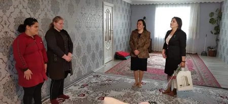 Naxçıvanda məhdud fiziki imkanlı qadınlarla bayram görüşləri keçirilib