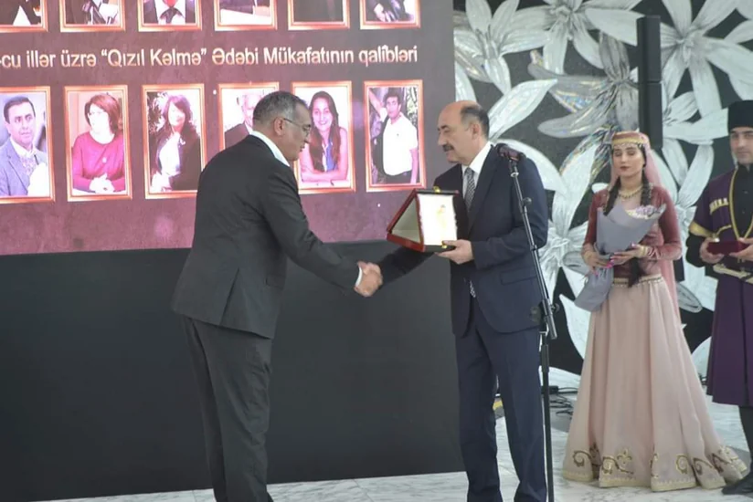 “Qızıl Kəlmə” ədəbi mükafatının 2018-2019-cu illər üzrə qalibləri təltif edilib