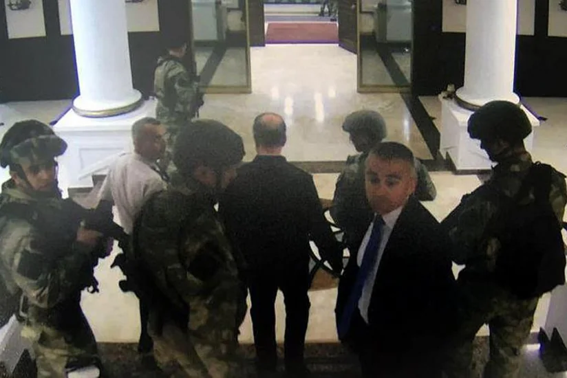 Türkiyədə dövlət çevrilişinə cəhdlə bağlı yeni fotoşəkillər üzə çıxıb