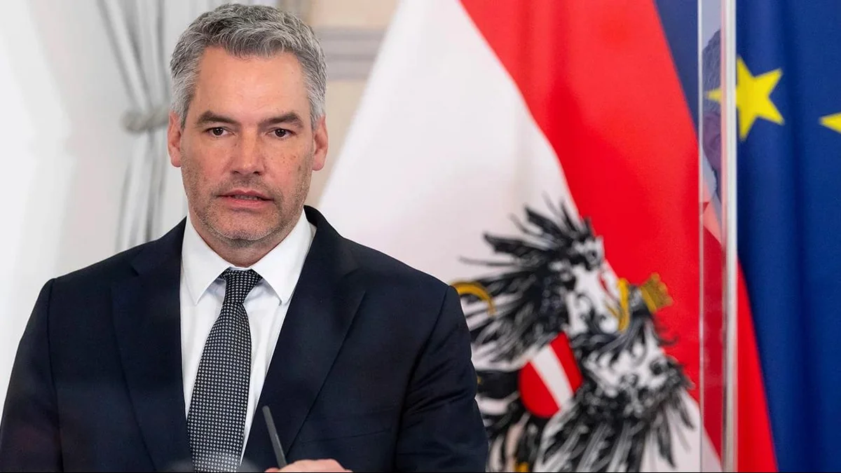 Austrian Chancellor says ready to contact Putin 