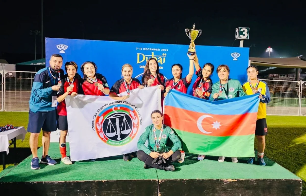 Azərbaycanın vəkillərdən ibarət komandası beynəlxalq turnirdə gümüş medal əldə edib