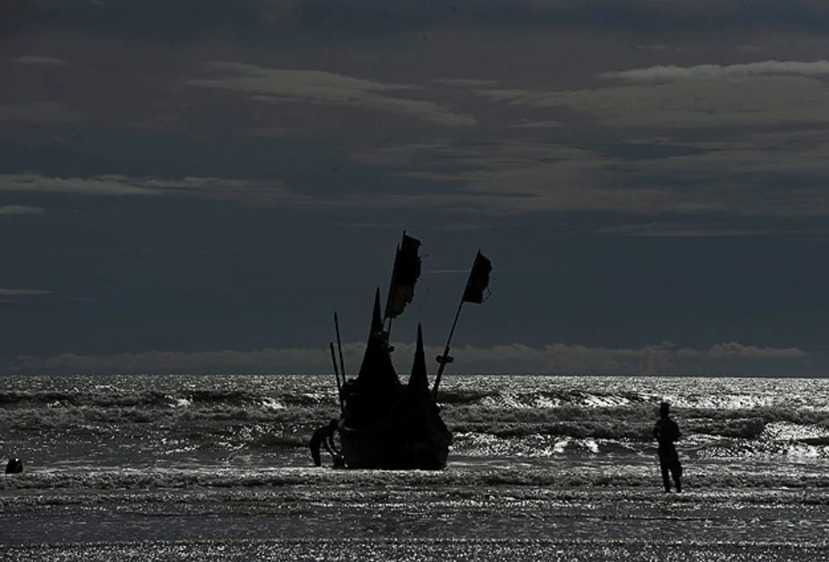 US concerned about Myanmar refugees stranded at sea