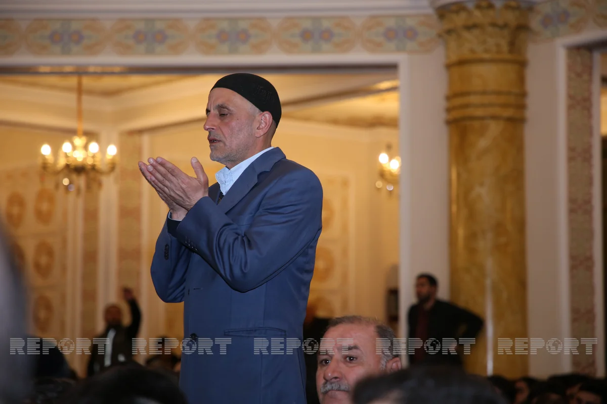 “Xanım Fatimeyi Zəhra” məscidində Qədr gecəsi