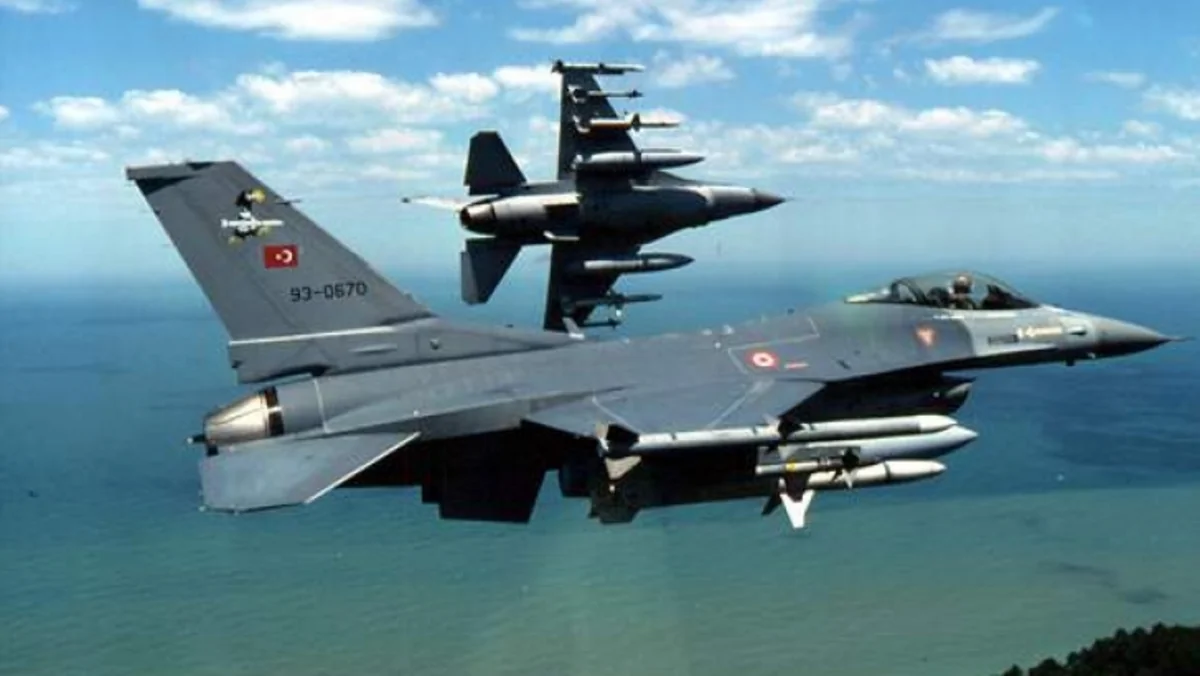 ​KİV: Türkiyə PKK terrorçularına havadan zərbə endirib