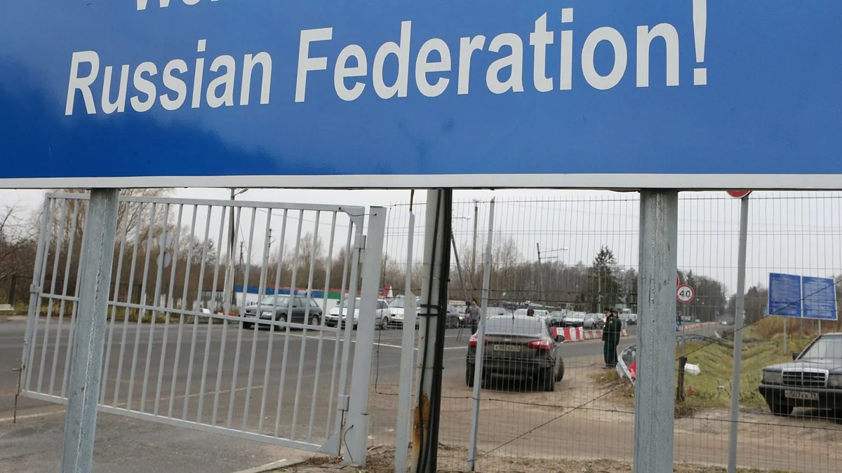 Poland intends to build wall on border with Russia