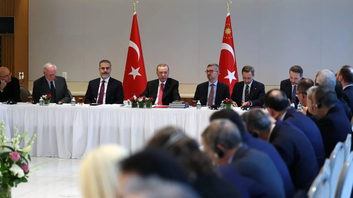 Ərdoğan: Məhdudiyyətlərə baxmayaraq, müdafiə sənayesində qlobal oyunçuya çevrildik