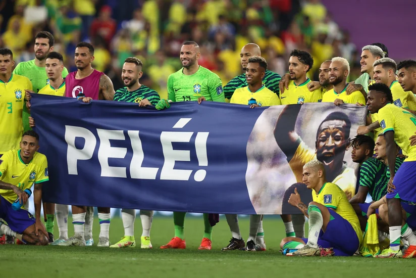 DÇ-2022: Braziliyalı futbolçular qələbəni Peleyə həsr ediblər