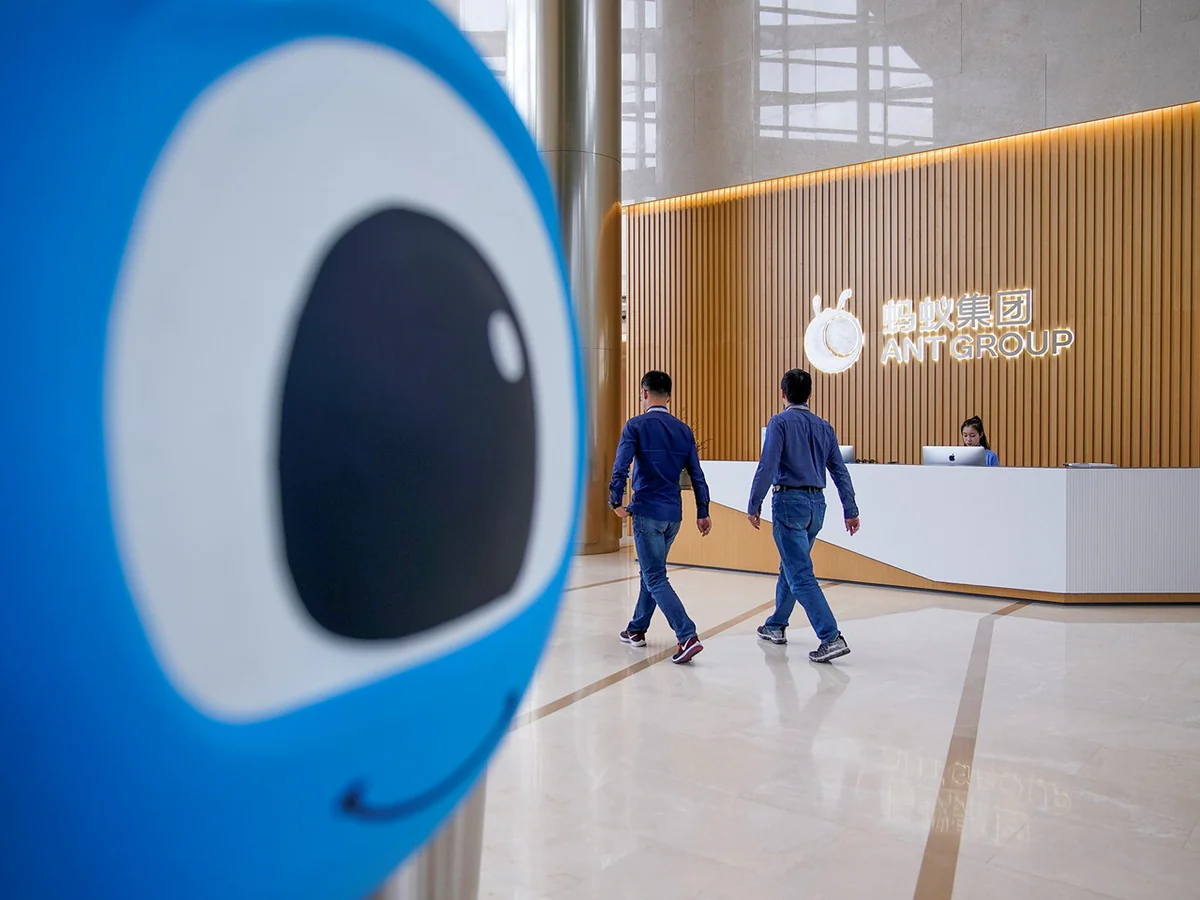 Китай решил закончить войну с основателем Alibaba