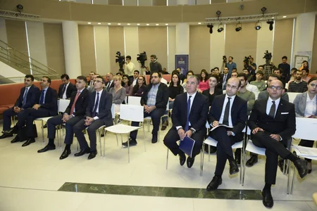 Bakıda qlobal kapital bazarları müzakirə olunub - YENİLƏNİB