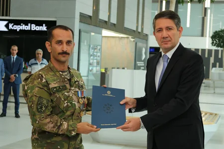 Şəhid ailələri və müharibə əlillərinə Bakı və bölgələrdə daha 100 mənzil verilib