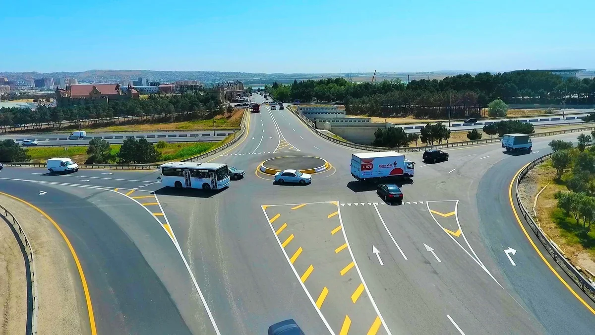 Bir sıra yollarda  tıxac aradan qaldırılacaq