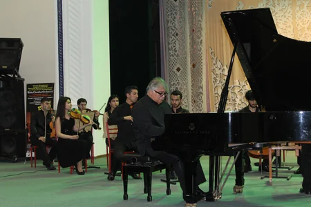 Baku Chamber Orchesta gənclər kamera orkestri Daşkənddə konsert verib