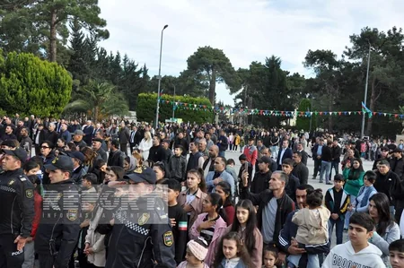 Biləsuvarda Hind toyuğu festivalı başa çatıb