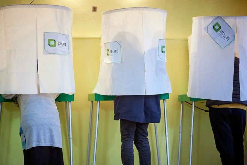 Gürcüstan parlamentinə seçkilərin ikinci turu başa çatıb