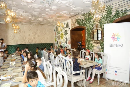 Bakıda valideyn himayəsindən məhrum olunmuş uşaqlar üçün şənlik keçirilib