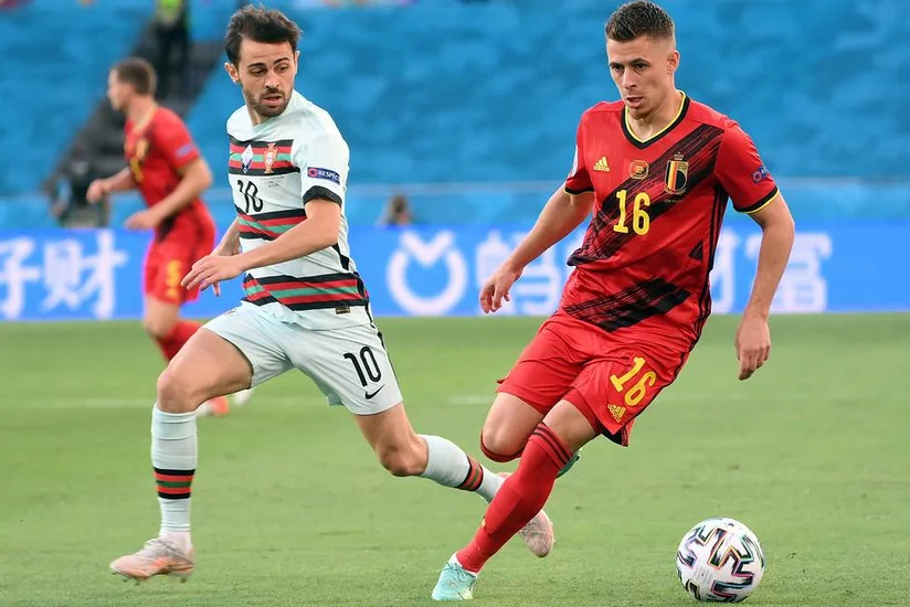 Belçika son çempion Portuqaliyanı məğlub edərək 1/4 finala yüksəldi