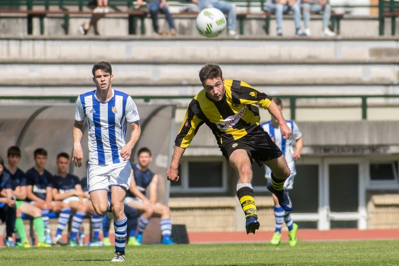 İspaniyalı futbolçu avtomobil qəzasında öldü