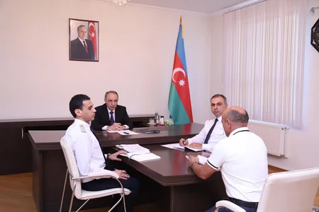 Baş prokuror Samuxda vətəndaşları qəbul edib