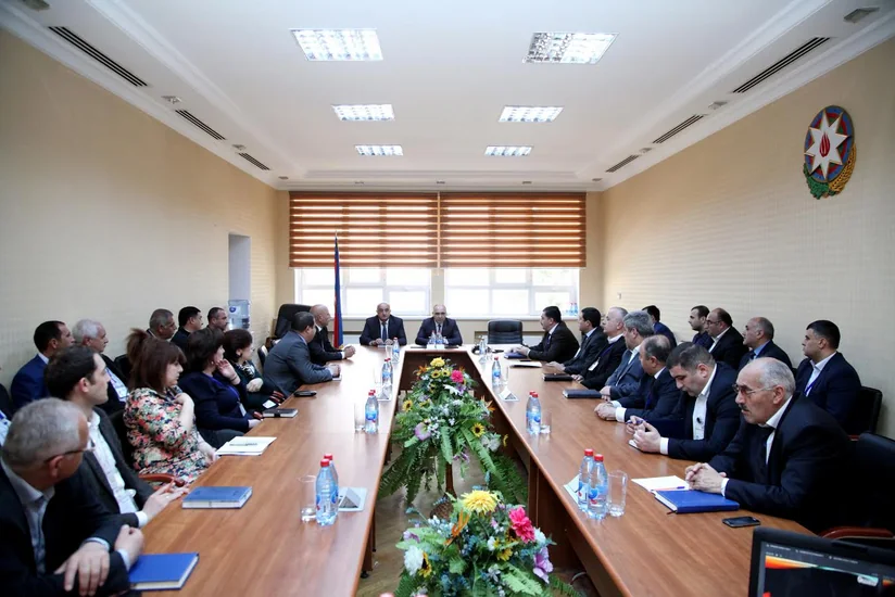 Azəriqazda Ümumdünya əməyin mühafizəsi günü münasibəti ilə yığıncaq keçirilib