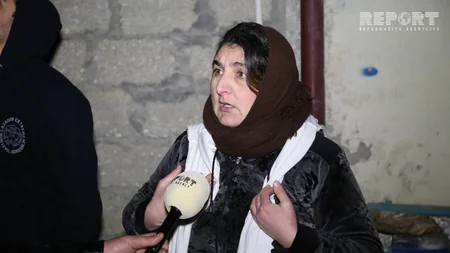 Bakıda özünü bıçaqlayaraq binadan yerə atmaq istəyən şəxs xilas edilib - FOTO - VİDEO - YENİLƏNİB