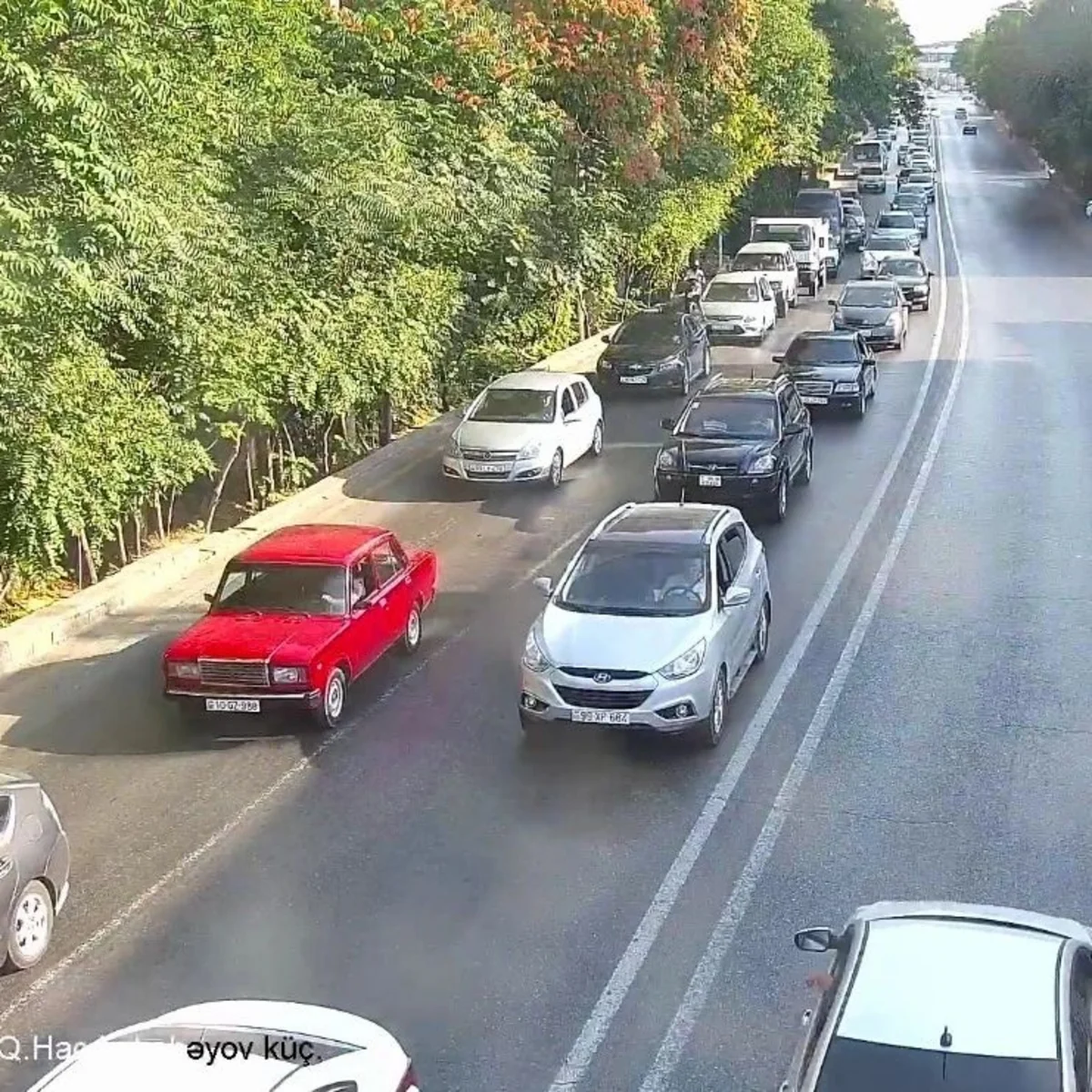 Bakının bir sıra yollarında tıxac yaranıb