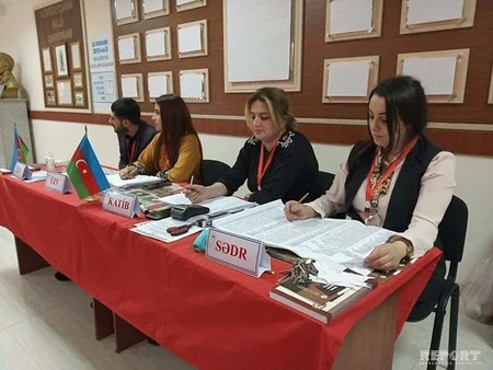 21 saylı Nəsimi birinci seçki dairəsinin 13 saylı seçki məntəqəsində 309 nəfər səs verib