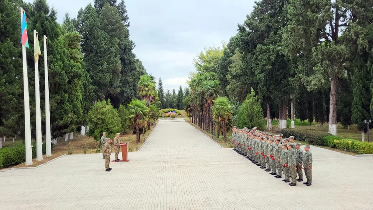 Azərbaycan Ordusunda Dövlət Suverenliyi Günü ilə əlaqədar silsilə tədbirlər keçirilib