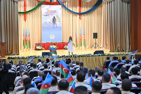 Təlim və Tədris Mərkəzində Silahlı Qüvvələr Günü münasibətilə təntənəli mərasim keçirilib