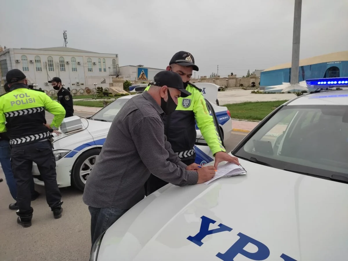 В Саатлы проведен рейд, оштрафованы водители