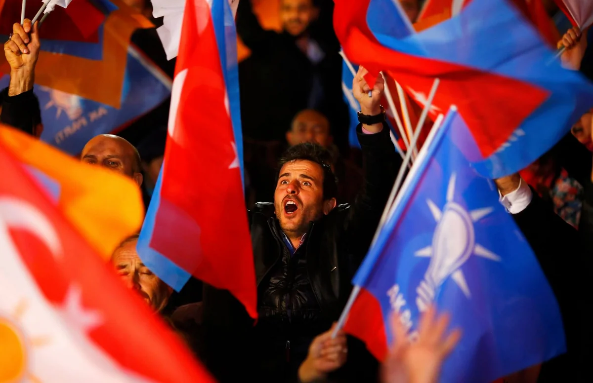 ​Türkiyənin hakim partiyası seçkilərdə 49,36% səslə qalib gəlir