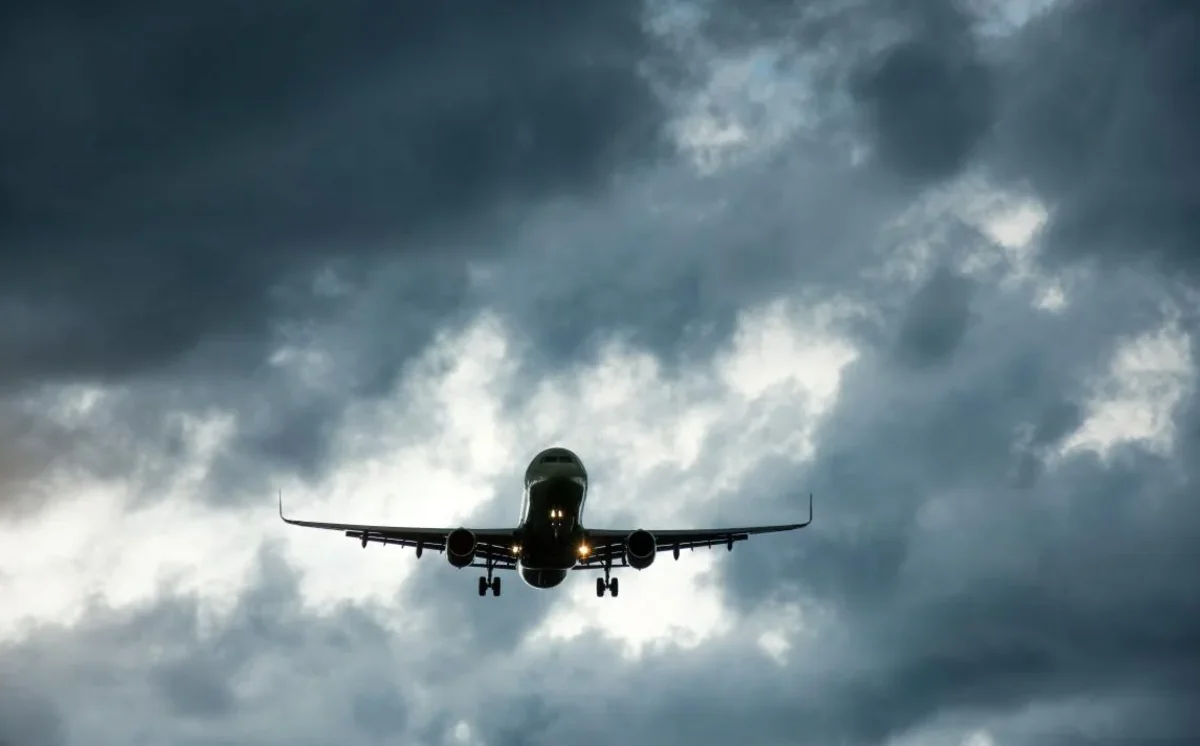 Ukraine closes airspace to civilian flights