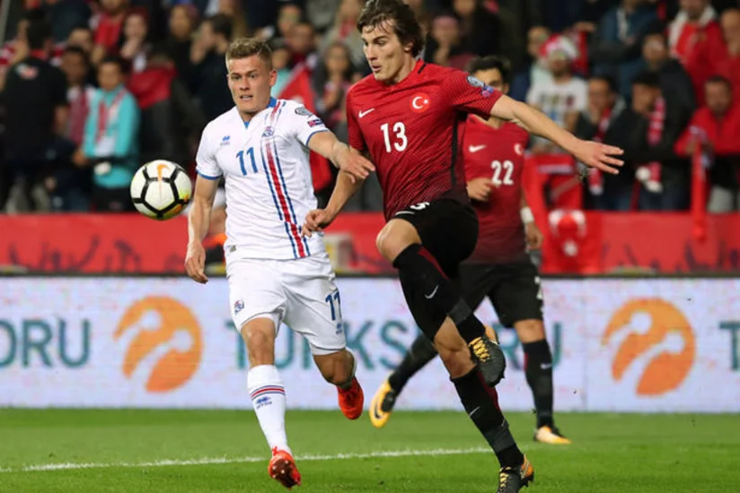 Türkiyəli futbolçu İngiltərənin Arsenal klubuna transfer ola bilər