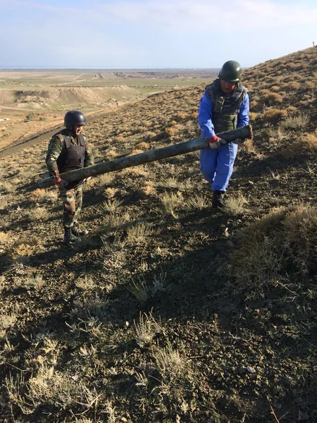 Xızıda hərbi hissə ətrafından 107 ədəd partlamamış döyüş sursatı tapılıb