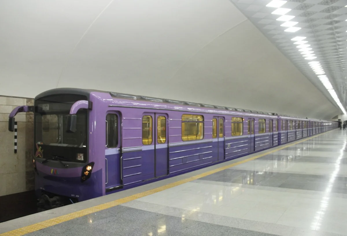 Bakı metrosunda 7 vaqonlu qatarlar xəttə buraxılıb