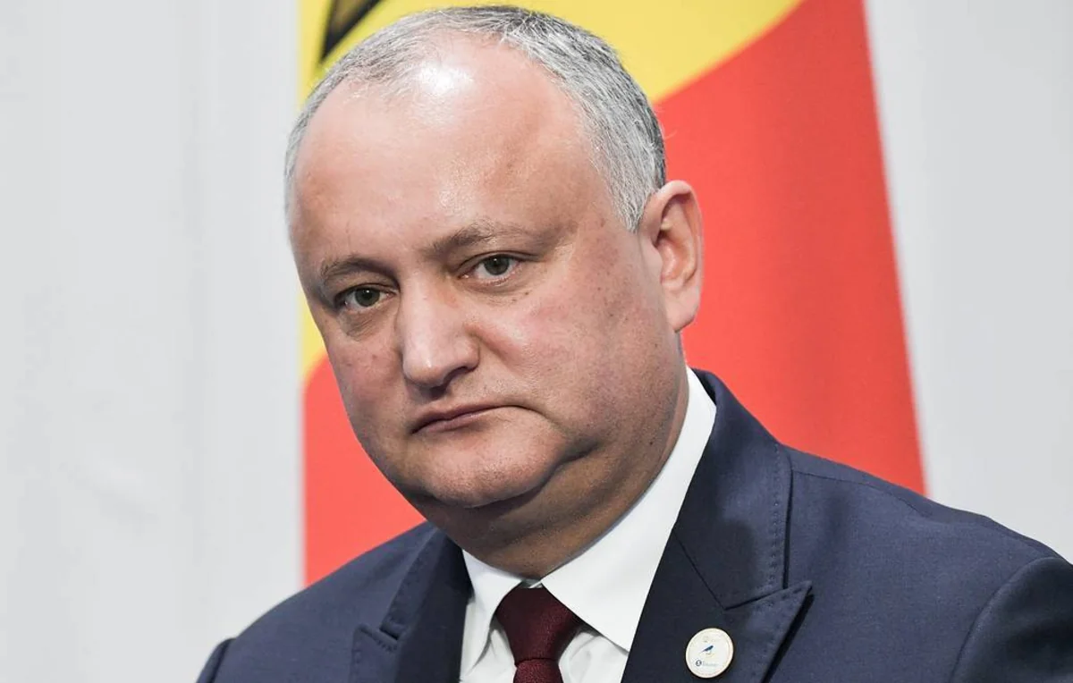 Moldova prezidentinin səlahiyyətləri dondurulub, parlament buraxılıb
