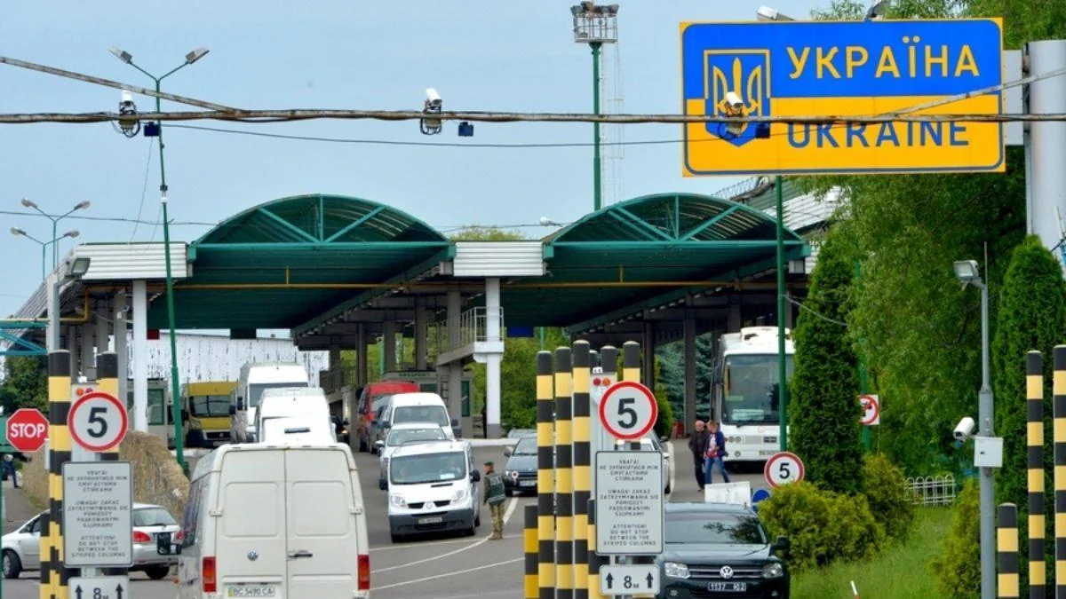Украина закрыла границу для иностранцев из-за коронавируса