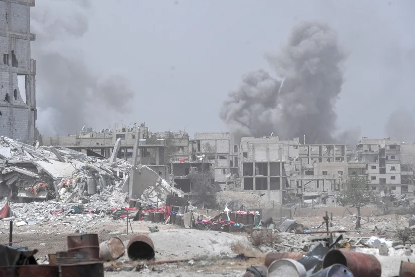 Beynəlxalq koalisiya Suriyaya hava zərbələri endirib, ölənlər var