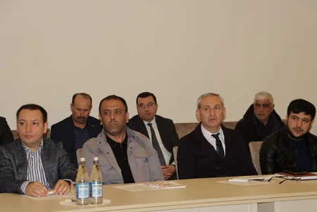 “Heydər Əliyev İli” çərçivəsində Şirvan Apellyasiya Məhkəməsində sahibkarlarla dəyirmi masa keçirilib