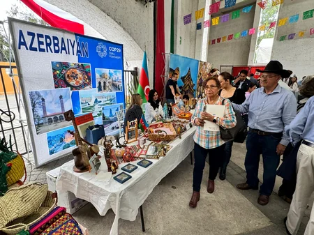 Mexikonun tarixi arenasında Azərbaycan mədəniyyəti təqdim olunub
