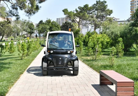 President, First Lady attend opening of new park in Baku