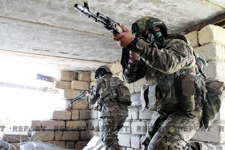 Azərbaycan komandoları döyüşə hazırdır: Görünmədən görmək, ölmədən öldürmək!