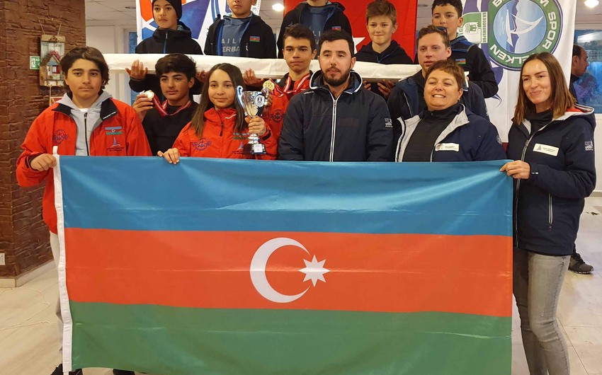 Azərbaycan yelkənçiləri ilk dəfə beynəlxalq turnirdə qızıl və gümüş medallar qazanıblar