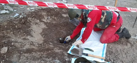 Düşmənin Tovuzda öldürdüyü kişinin həyətindən daha bir mərmi tapıldı