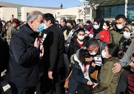 Türkiyədə 11 şəhid hərbçinin cənazəsi doğulduqları rayonlara yola salınıb