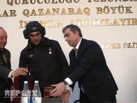 ​Silahlı Qüvvələrin tank tağımının komandiri təltif olunub